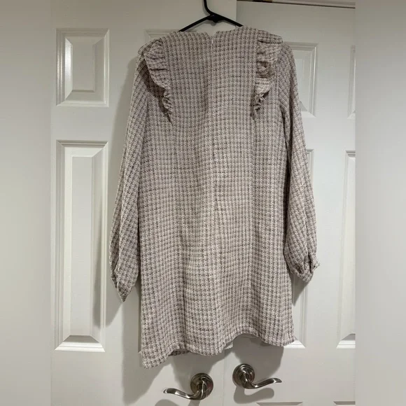 Aura Tweed Long Sleeve Sheath Dress with Ruffle Detail – Size M - Picture 4 of 7